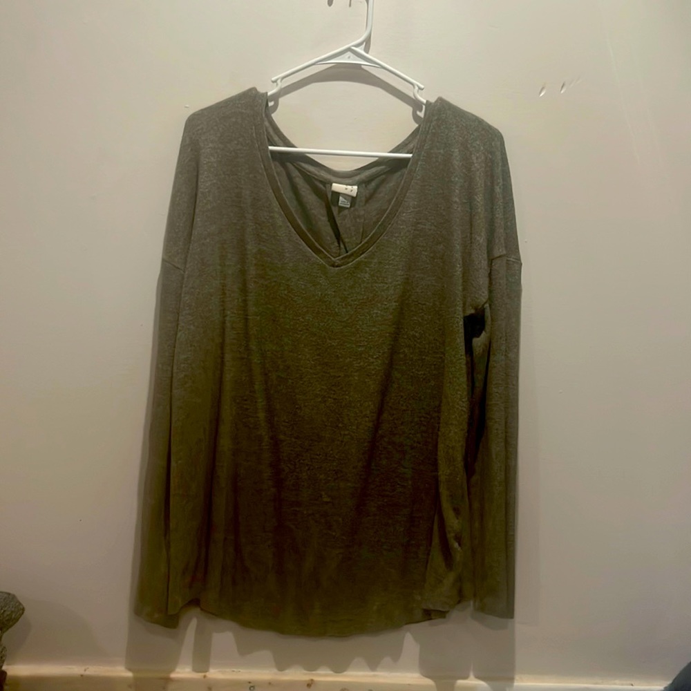 Women's shirt